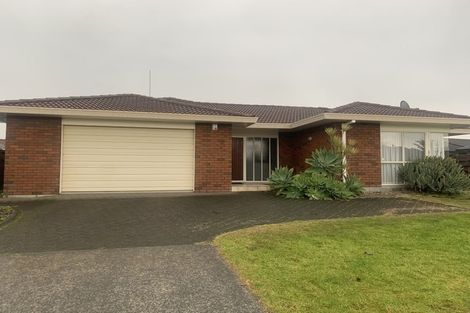 Photo of property in 11 Ngamotu Place, Mount Maunganui, 3116