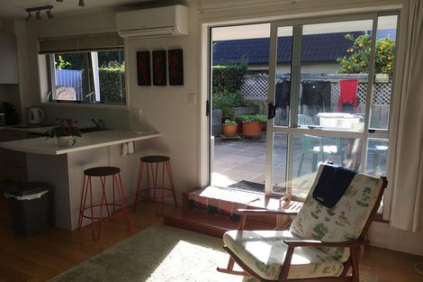 Photo of property in 3/7 Seacliffe Avenue, Belmont, Auckland, 0622