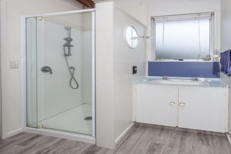 Photo of property in 9 Swordfish Avenue, Whiritoa, Whangamata, 3691