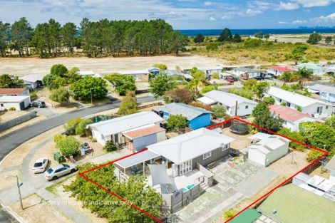 Photo of property in 10 Moki Place, Ruakaka, 0116