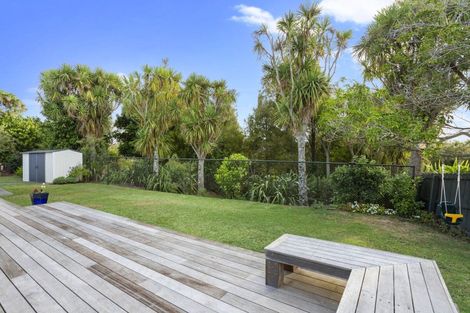 Photo of property in 73 Te Wharau Drive, Greenhithe, Auckland, 0632