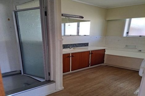 Photo of property in 2/11 Ashdown Place, Pahurehure, Papakura, 2113
