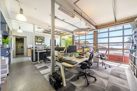 Photo of property in 360 Paremata Road, Whitby, Porirua, 5381