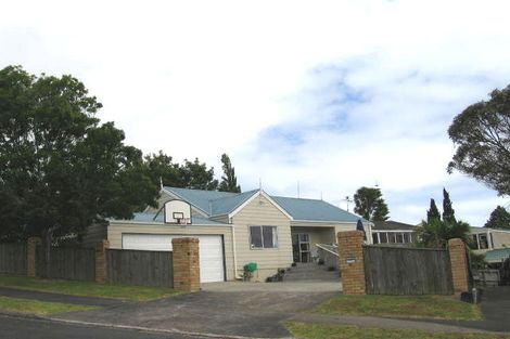 Photo of property in 32 Houston Place, Bayview, Auckland, 0629