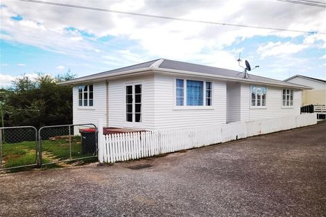 Photo of property in 3c Fulton Crescent, Otara, Auckland, 2023
