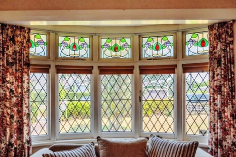 Photo of property in 103 Queen Street, Northcote Point, Auckland, 0627