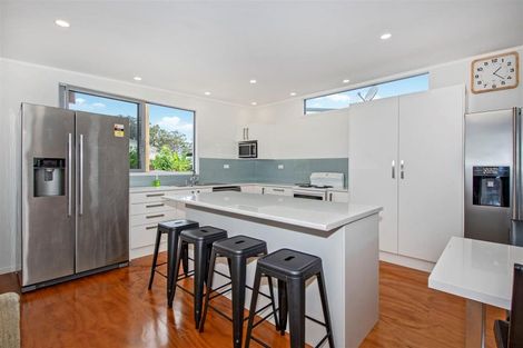 Photo of property in 5 Omutu Street, Oakura, Hikurangi, 0184