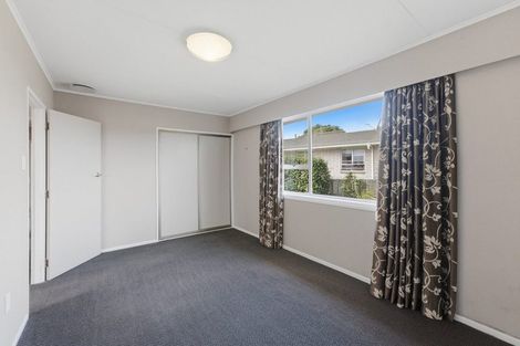 Photo of property in 21 Truby King Street, Merrilands, New Plymouth, 4312