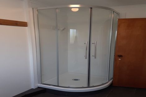 Photo of property in 1/192 Onepu Road, Lyall Bay, Wellington, 6022