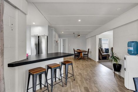 Photo of property in 4 Douglas Street, Hawera, 4610