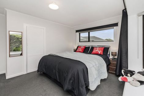 Photo of property in 194 Springs Road, Hornby, Christchurch, 8042