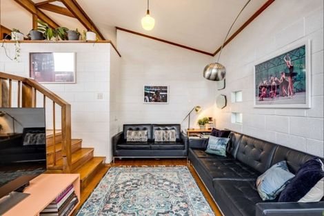 Photo of property in 231 Te Atatu Road, Te Atatu South, Auckland, 0610