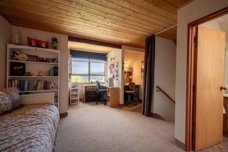 Photo of property in 1 Craig Place, Bridge Hill, Alexandra, 9320