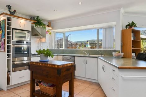 Photo of property in 25 Hoyte Place, Pukehangi, Rotorua, 3015