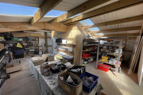 Photo of property in 977 Makara Road, Makara Beach, Karori, 6972