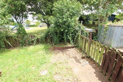Photo of property in 2/515 Weymouth Road, Weymouth, Auckland, 2103