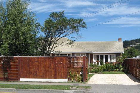 Photo of property in 195 Cashmere Road, Hoon Hay, Christchurch, 8025