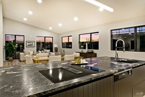 Photo of property in 21 Longshore Drive, Long Bay, Auckland, 0630