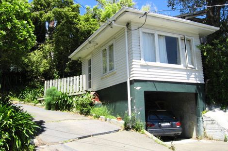 Photo of property in 90 Onslow Road, Khandallah, Wellington, 6035