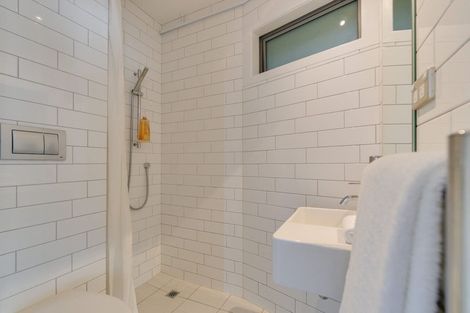 Photo of property in 44 Maida Vale Road, Roseneath, Wellington, 6011