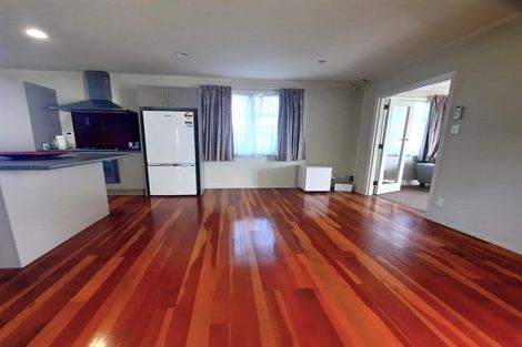 Photo of property in 50 Sutton Crescent, Papakura, 2110