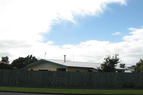 Photo of property in 116 Cracroft Street, Waitara, 4320