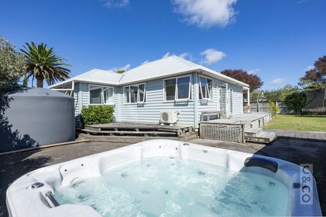 Photo of property in 23 Kaipara Portage Road, Riverhead, 0820