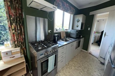 Photo of property in 33 Fairfield Road, Levin, 5510