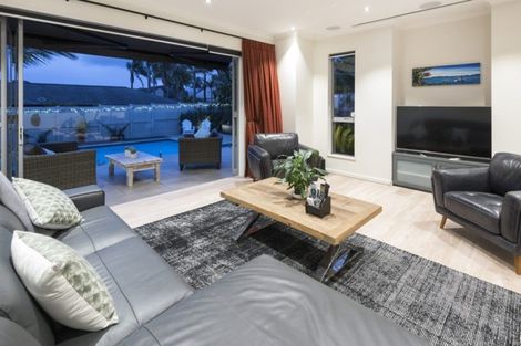 Photo of property in 43 Manor Park, Sunnyhills, Auckland, 2010