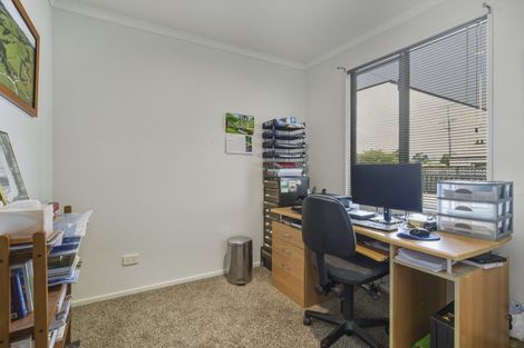 Photo of property in 11 North Foreland Street, Waihola, Milton, 9073