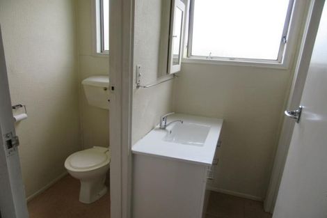 Photo of property in 2/49 Picton Avenue, Riccarton, Christchurch, 8011