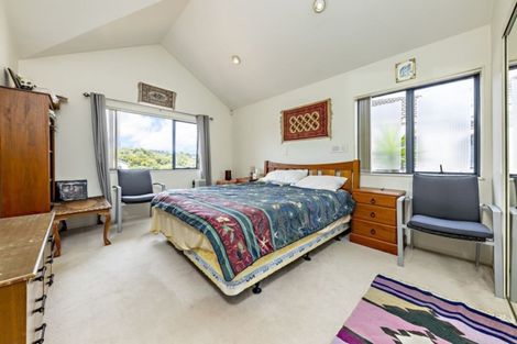 Photo of property in 2/6 Chieftain Rise, Goodwood Heights, Auckland, 2105