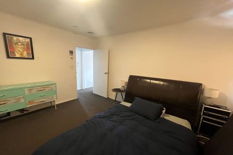 Photo of property in 118 Mcleod Road, Te Atatu South, Auckland, 0610