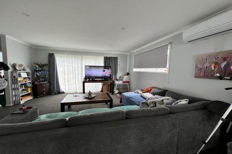 Photo of property in 3 Taiko Place, Kenepuru, Porirua, 5022