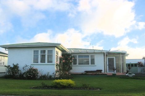 Photo of property in 12 Forbury Avenue, Takaro, Palmerston North, 4412