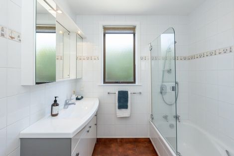 Photo of property in 71 The Esplanade, Westshore, Napier, 4110