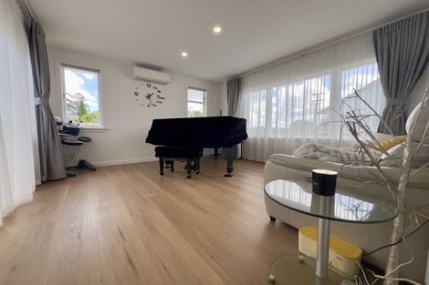 Photo of property in 71 Pomaria Road, Henderson, Auckland, 0610