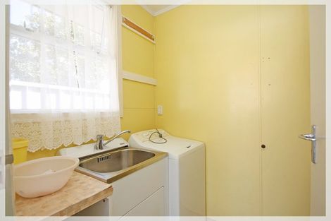 Photo of property in 89a Queenwood Road, Levin, 5510