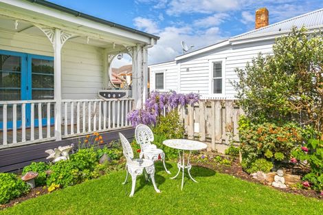 Photo of property in 114 Fenton Street, Thames, 3500