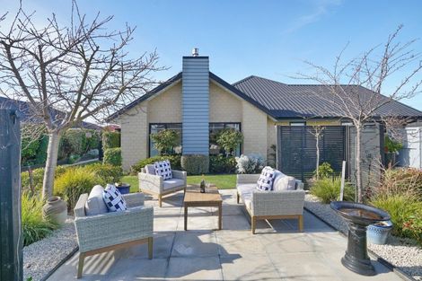 Photo of property in 6 Claremont Crescent, Amberley, 7410