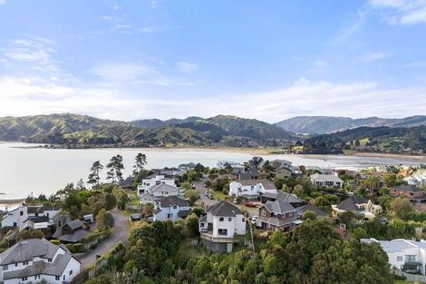 Photo of property in 60 Molyneux Close, Whitby, Porirua, 5024