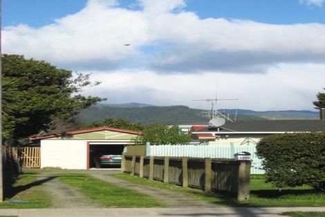 Photo of property in 108a Bartholomew Road, Levin, 5510