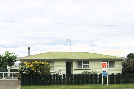 Photo of property in 17 Matuku Street, Selwyn Heights, Rotorua, 3015