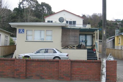 Photo of property in 209 Carlyle Street, Napier South, Napier, 4110