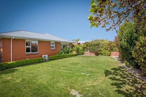 Photo of property in 28 Craven Street, Sockburn, Christchurch, 8042