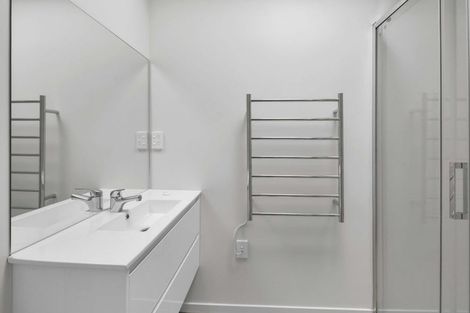 Photo of property in 3 Mcgrath Way, Taita, Lower Hutt, 5011