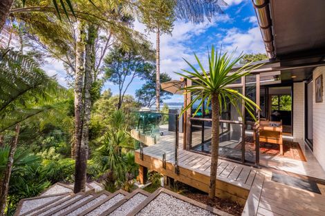 Photo of property in 112 Wood Bay Road, Titirangi, Auckland, 0604
