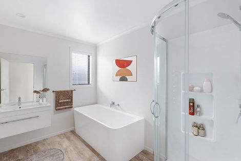 Photo of property in 32 Pasture Way, Papamoa, 3118