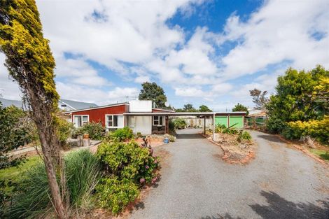 Photo of property in 37 Follett Street, Marton, 4710