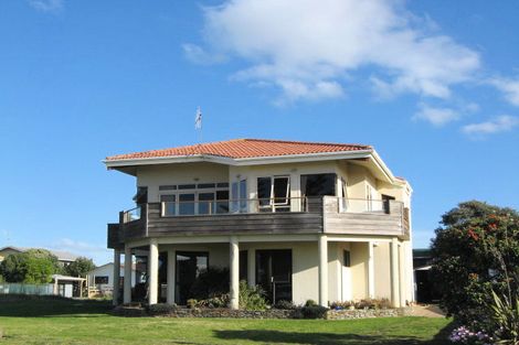 Photo of property in 160 Ocean Road, Ohope, 3121